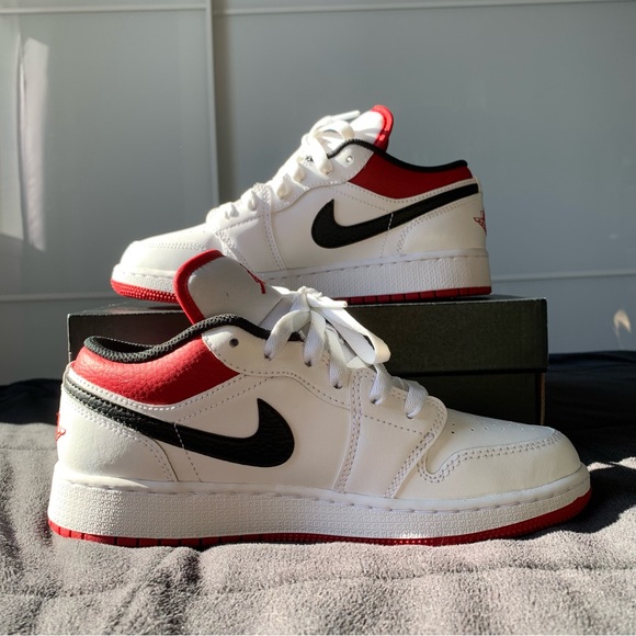 Air Jordan 1 Low “White Gym Red” GS - Picture 2 of 9